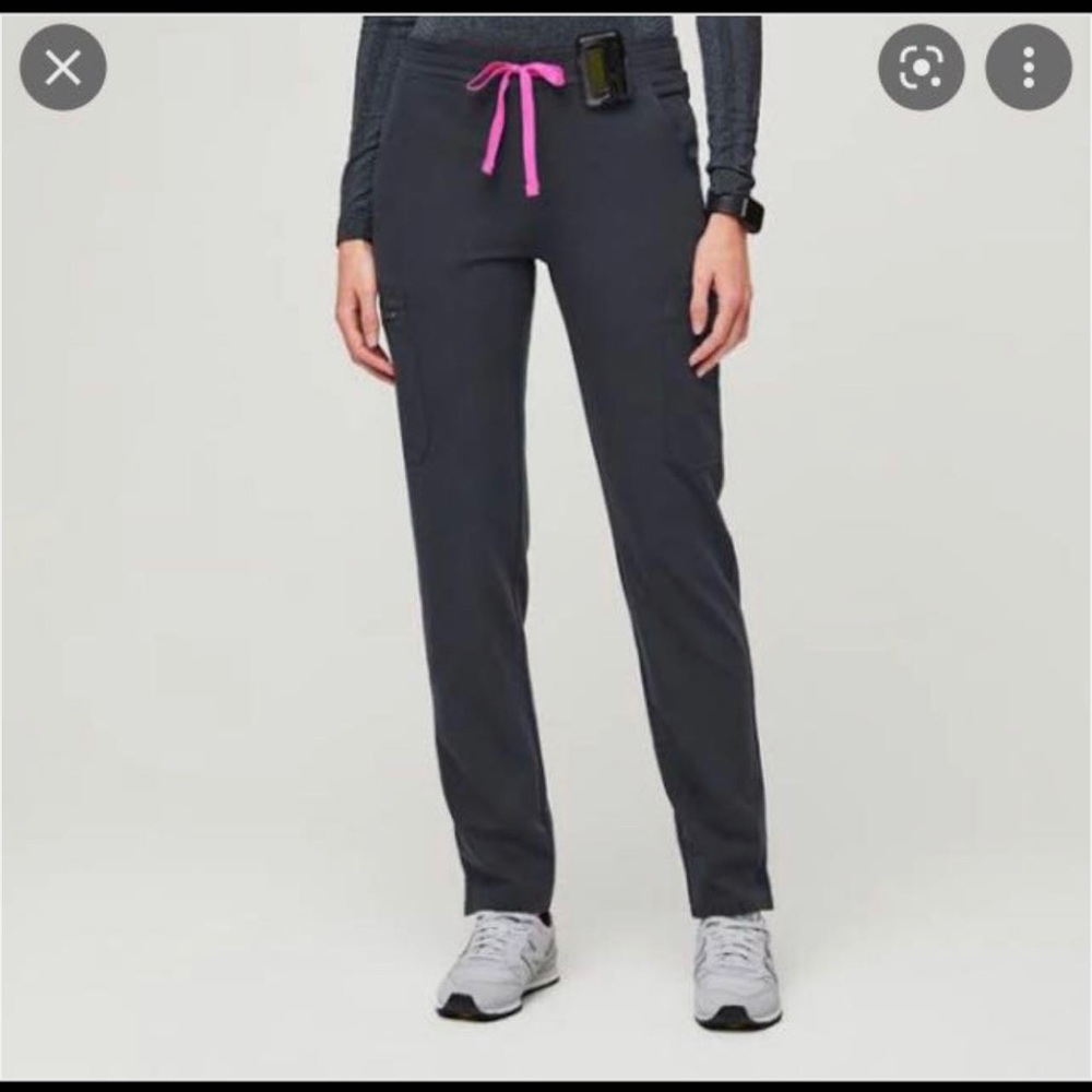 Figs women's Night Sky Yola™ High Waisted 2.0 - Petite Skinny Scrub Pants